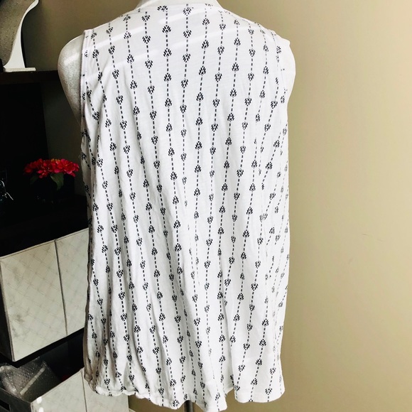 Torrid Print Tank - Picture 8 of 8